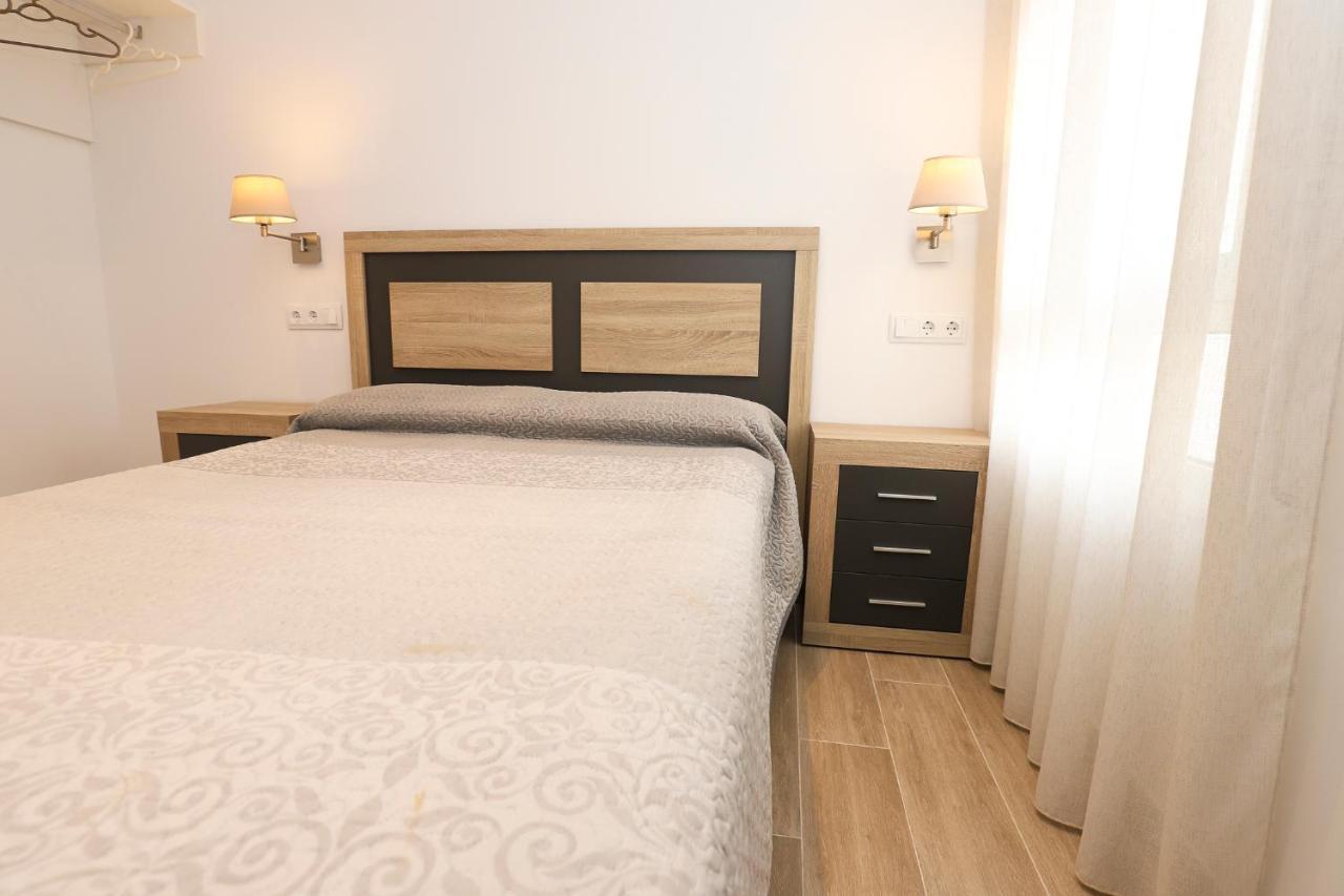 Apartaments Agneta - Vela Cambrils Extérieur photo