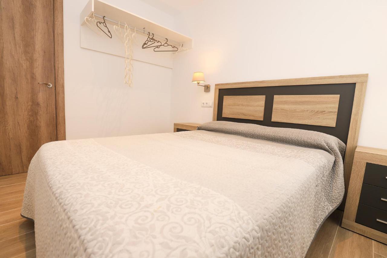 Apartaments Agneta - Vela Cambrils Extérieur photo